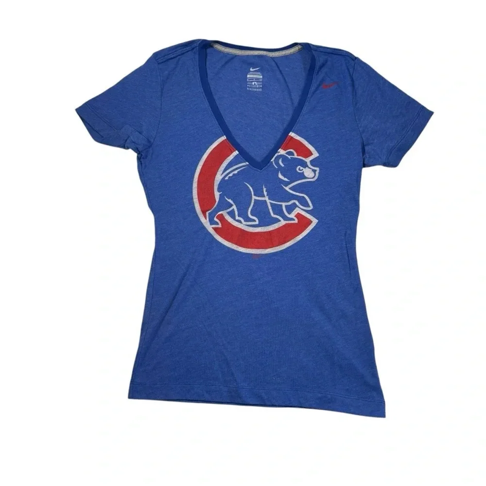 Nike size Small womens top shirt Cubs baseball chicago bear slim fit blue v-neck